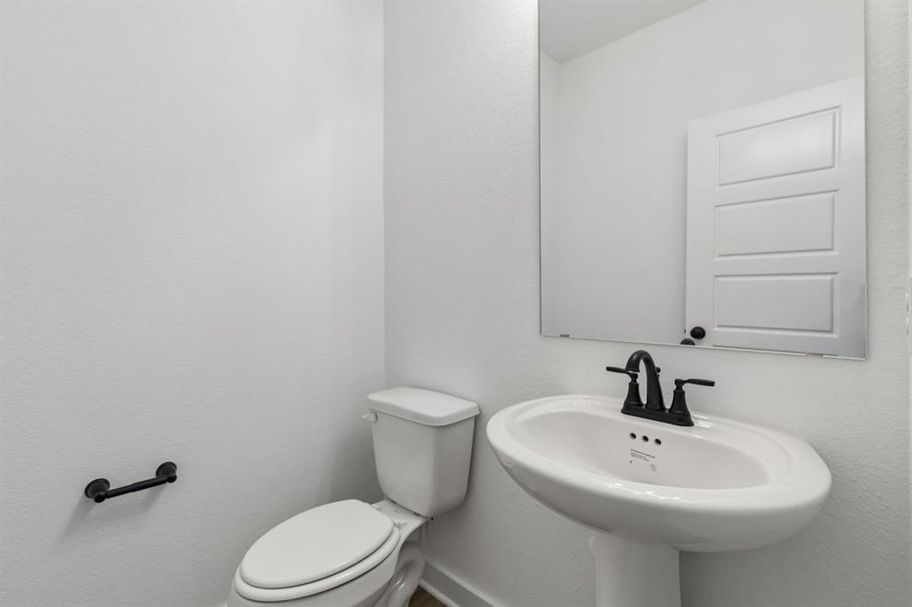 8809 Preakness Street Property Photo 7