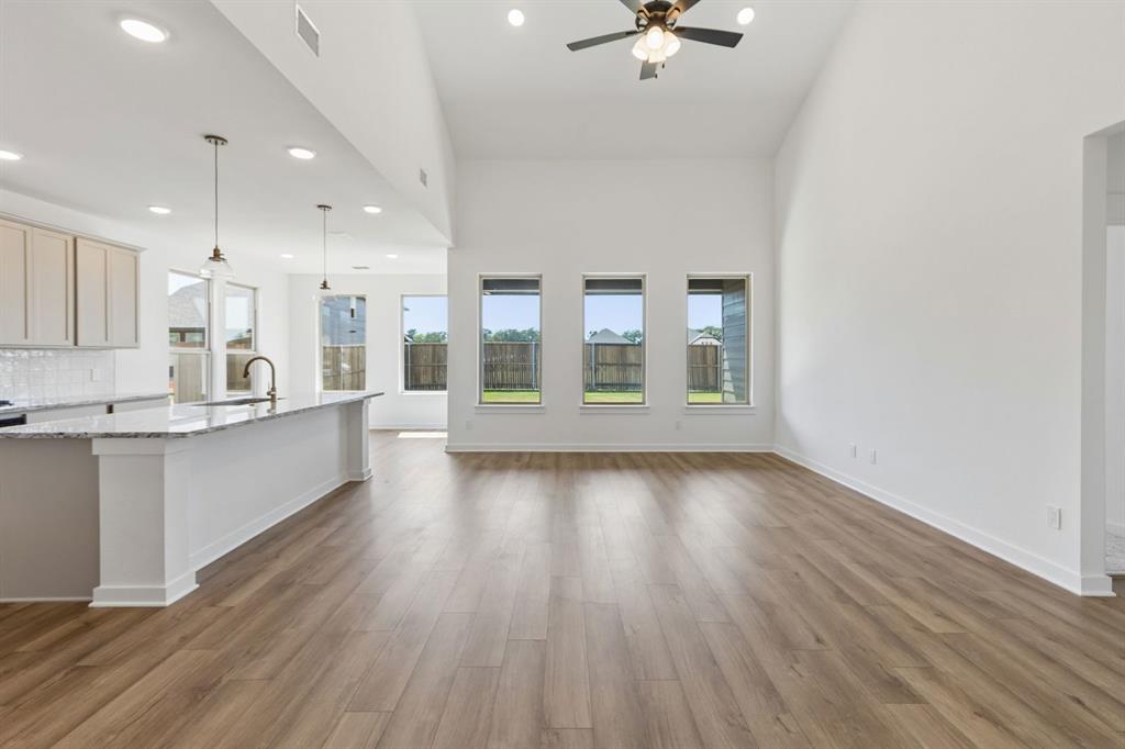 8809 Preakness Street Property Photo 11