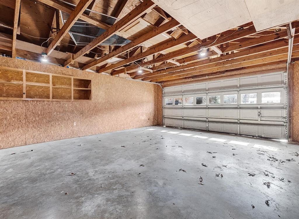 187 Alan Street Property Photo 11