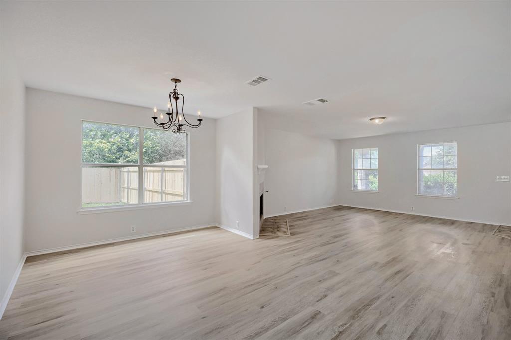 3103 Savoy Court Property Photo 5