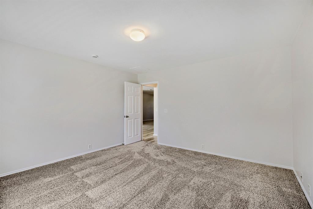 3103 Savoy Court Property Photo 13