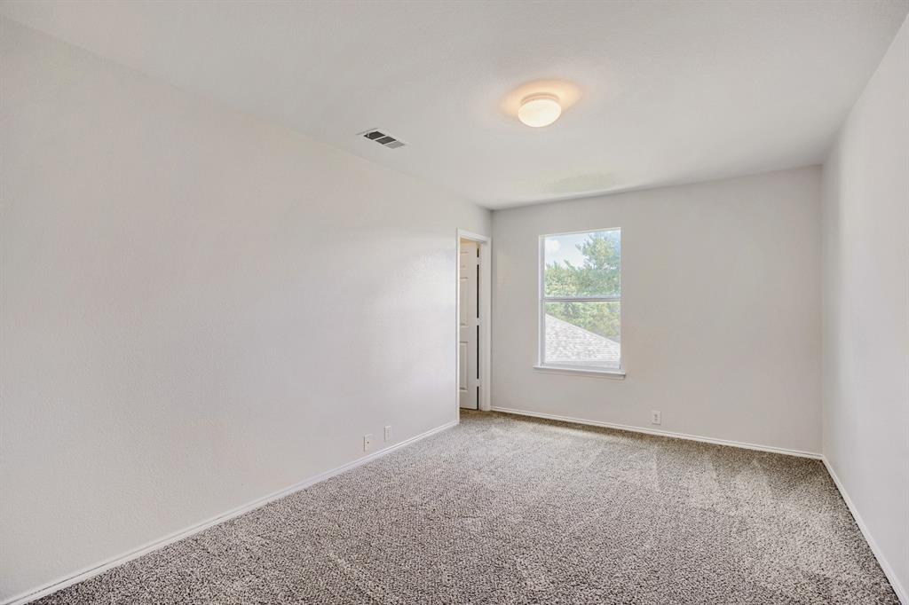 3103 Savoy Court Property Photo 16