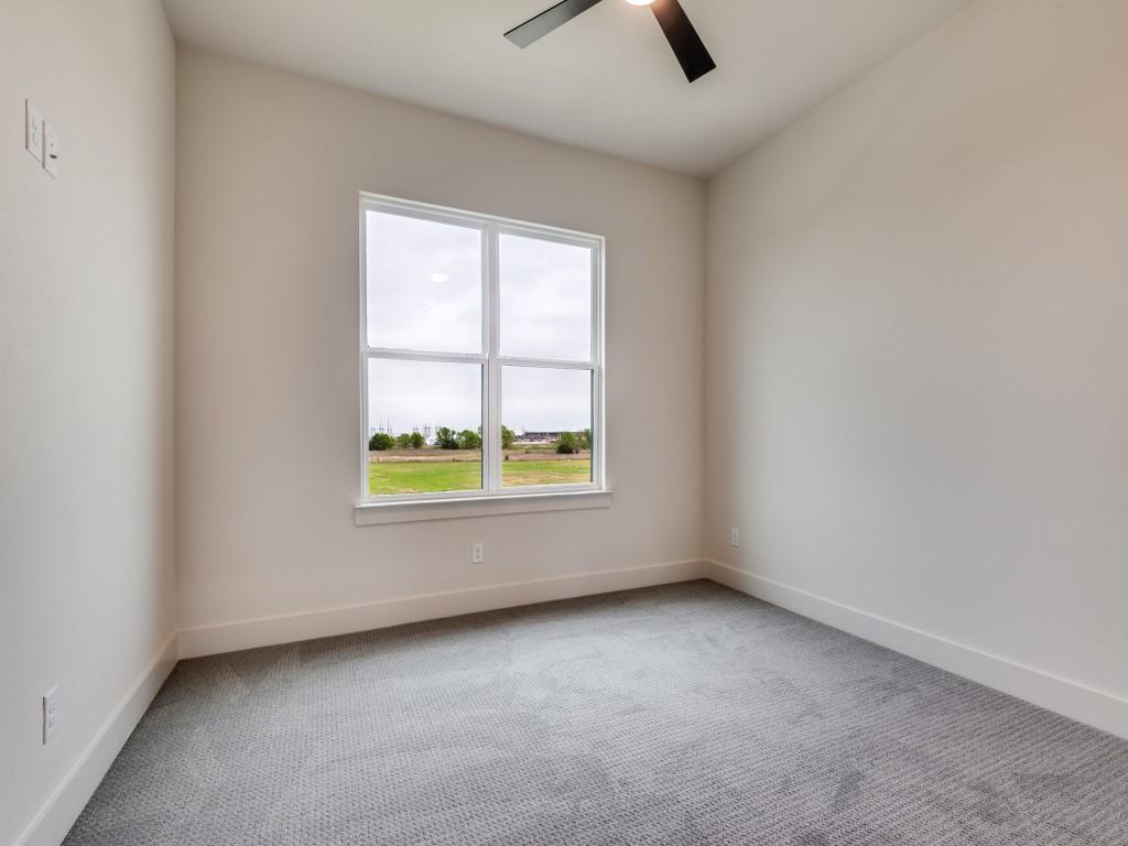 455 Whispering Way Property Photo 22