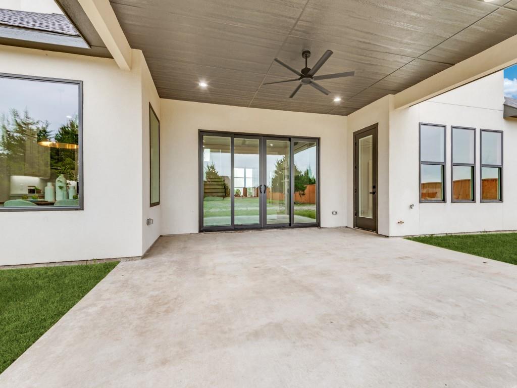 455 Whispering Way Property Photo 29