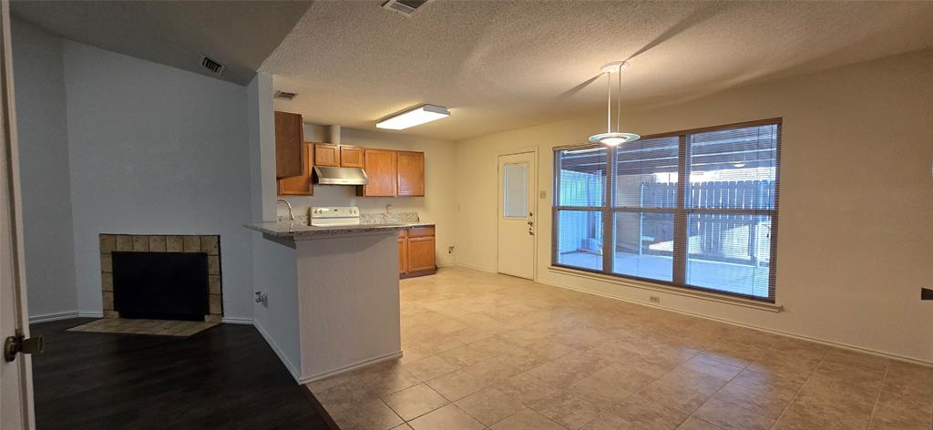 2224 Limestone Lane Property Photo 4