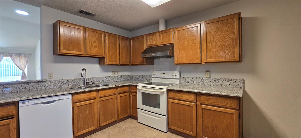 2224 Limestone Lane Property Photo 8