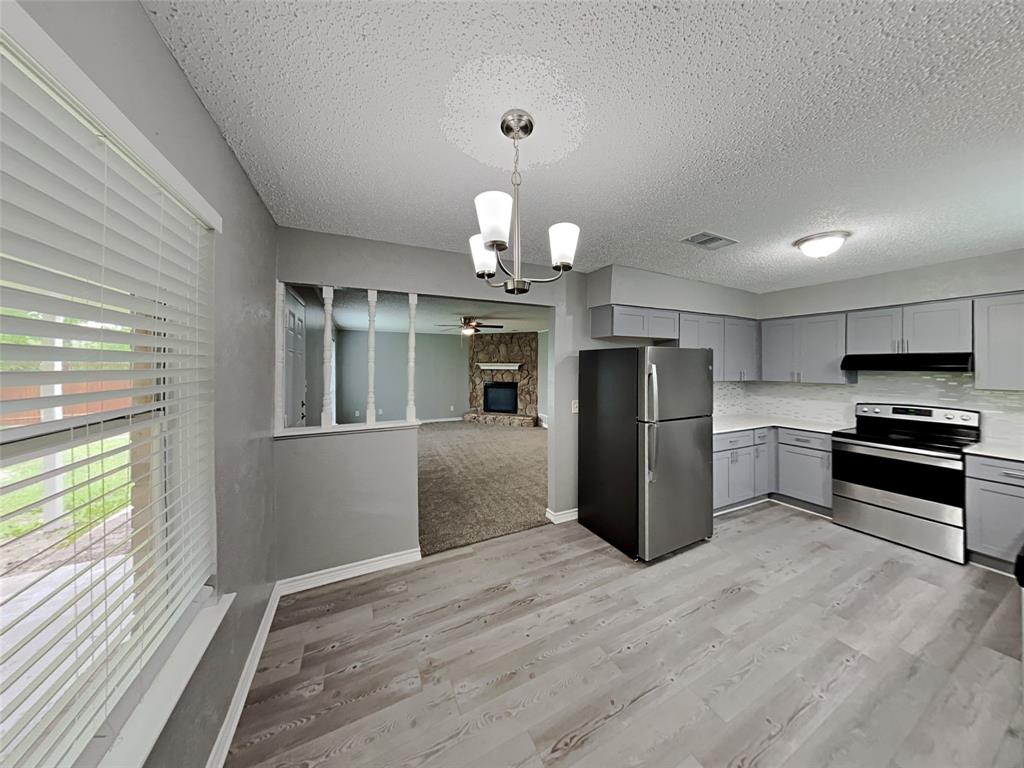702 Redbud Drive Property Photo 10