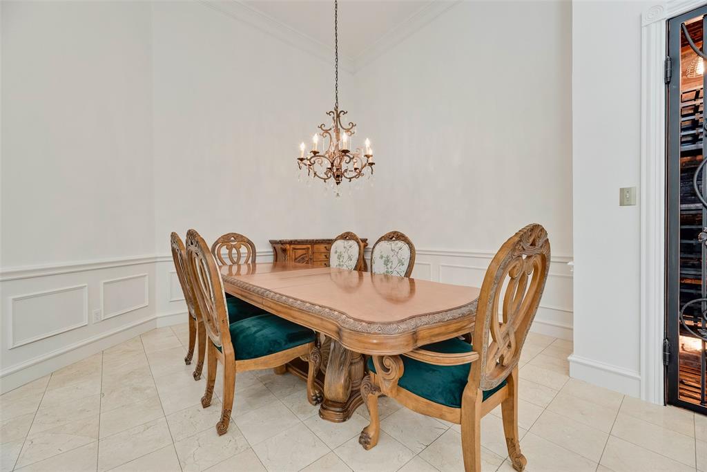6436 Bermuda Dunes Drive Property Photo 6