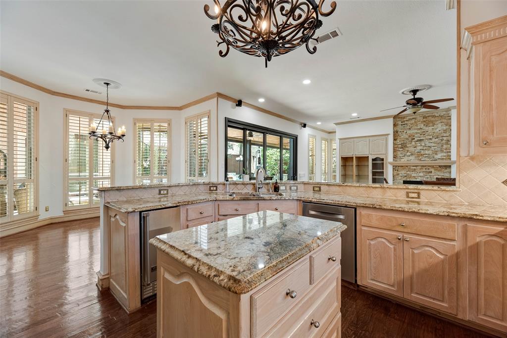 6436 Bermuda Dunes Drive Property Photo 12