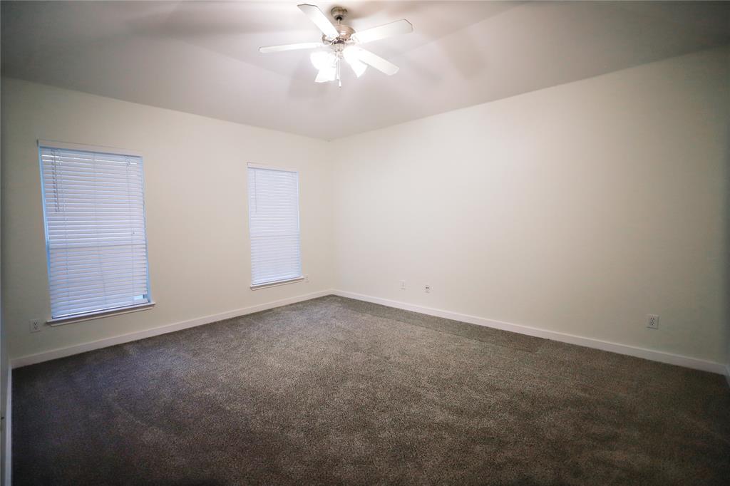 2221 Rodgers Lane Property Photo 7