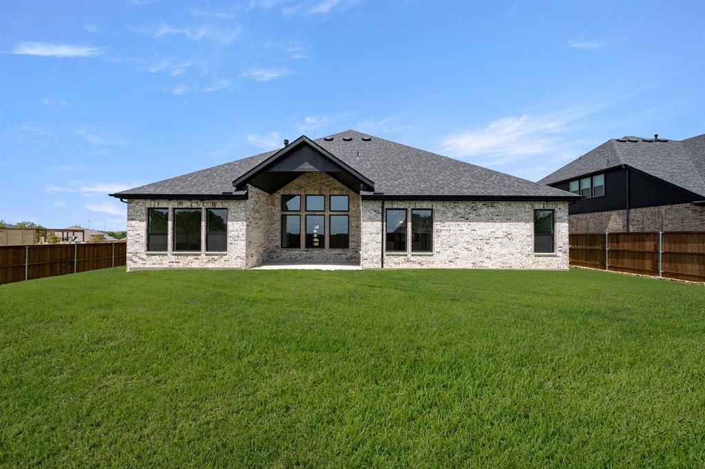 2315 Meek Woods Lane Property Photo 4