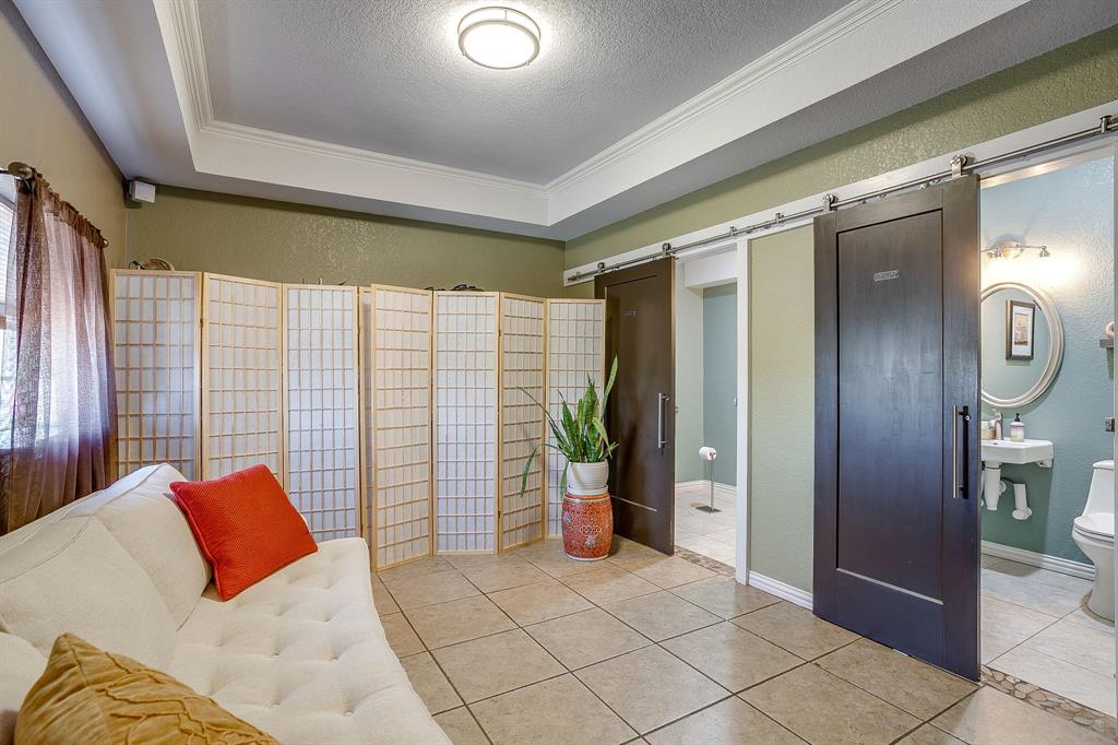 605 Calinco Drive Property Photo 10
