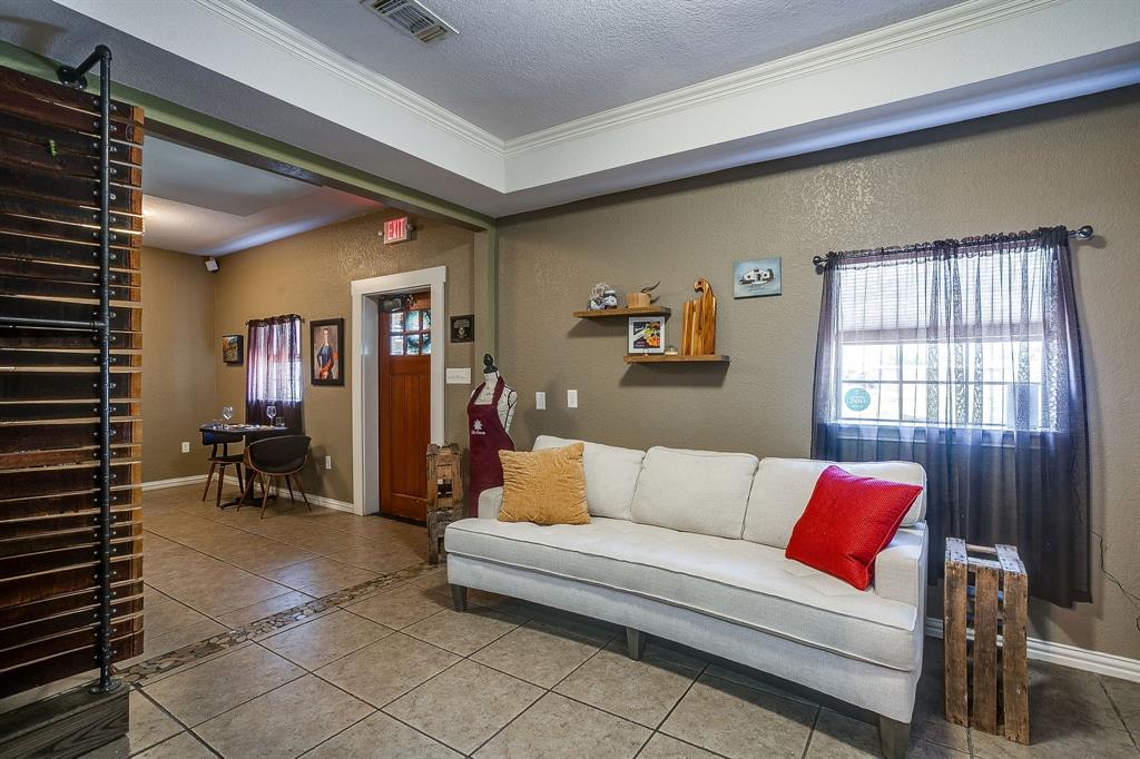 605 Calinco Drive Property Photo 12