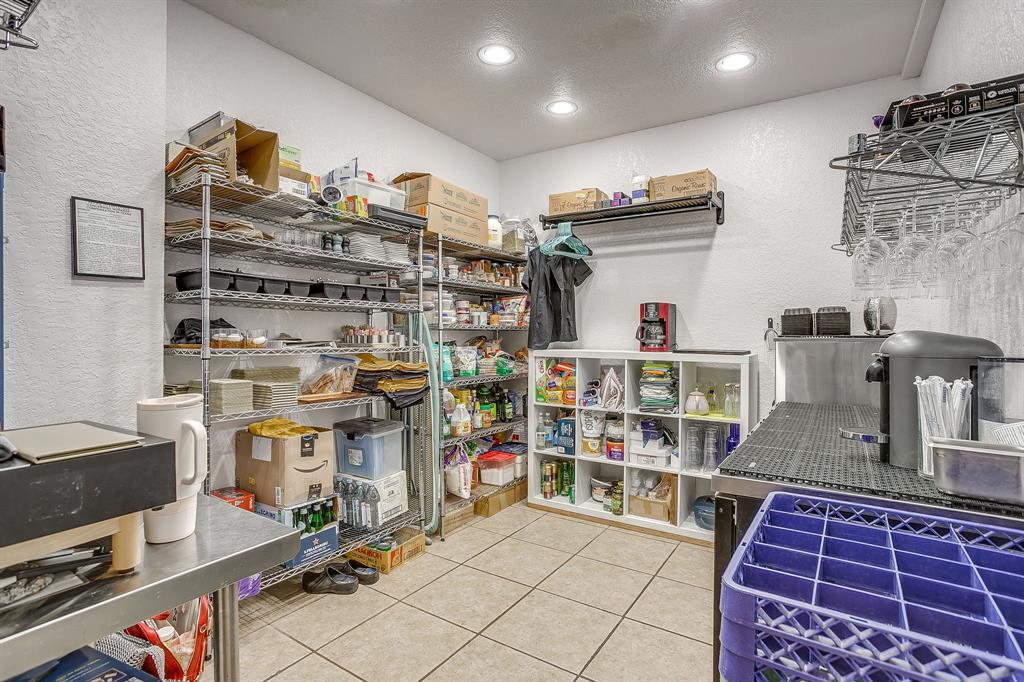 605 Calinco Drive Property Photo 27