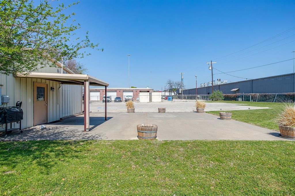 605 Calinco Drive Property Photo 33