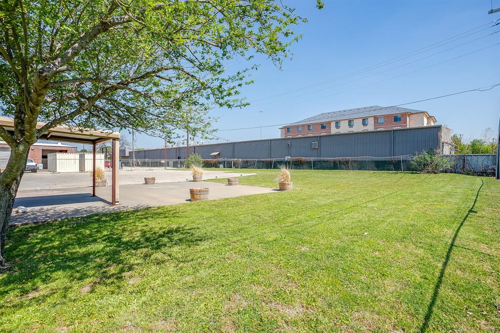 605 Calinco Drive Property Photo 34