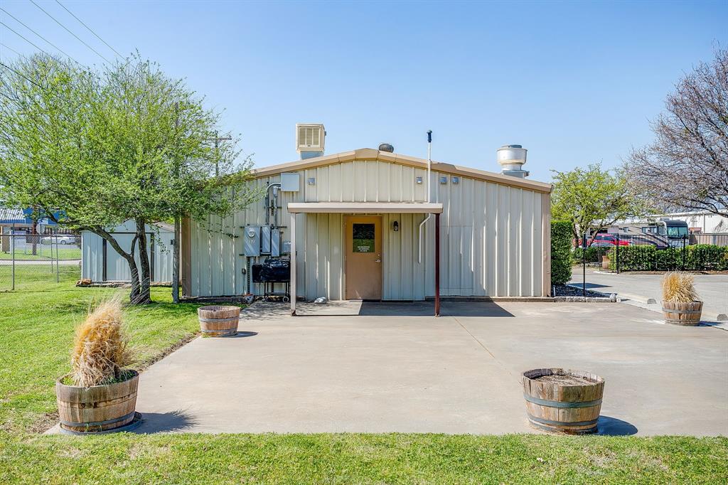 605 Calinco Drive Property Photo 35