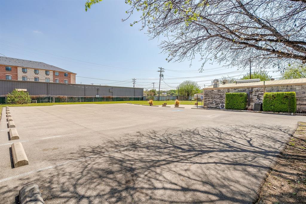 605 Calinco Drive Property Photo 38