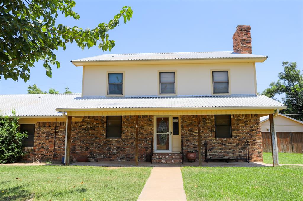 303 David Davis Drive Property Photo 1