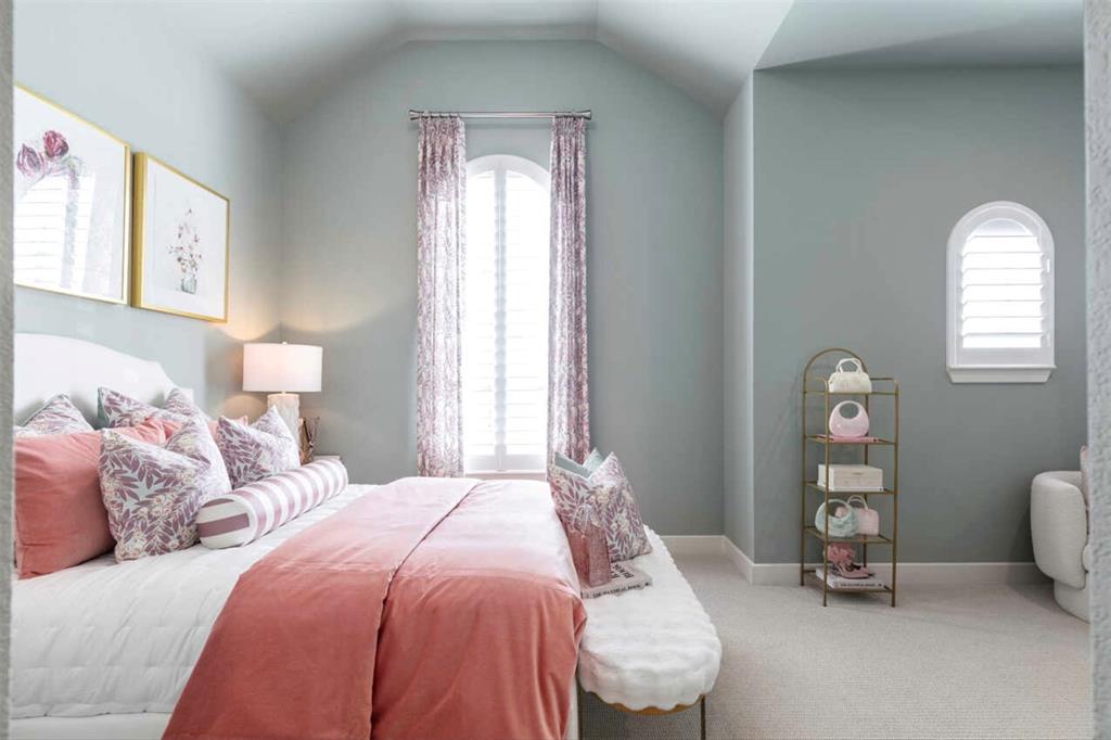 349 Bristol Valley Court Property Photo 23