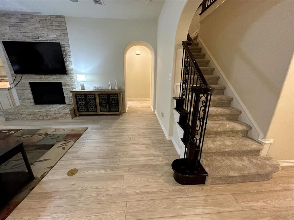 12873 Spring Hill Drive Property Photo 14