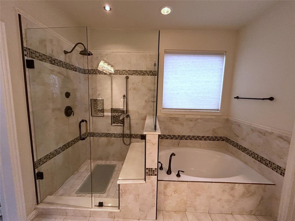 12873 Spring Hill Drive Property Photo 20