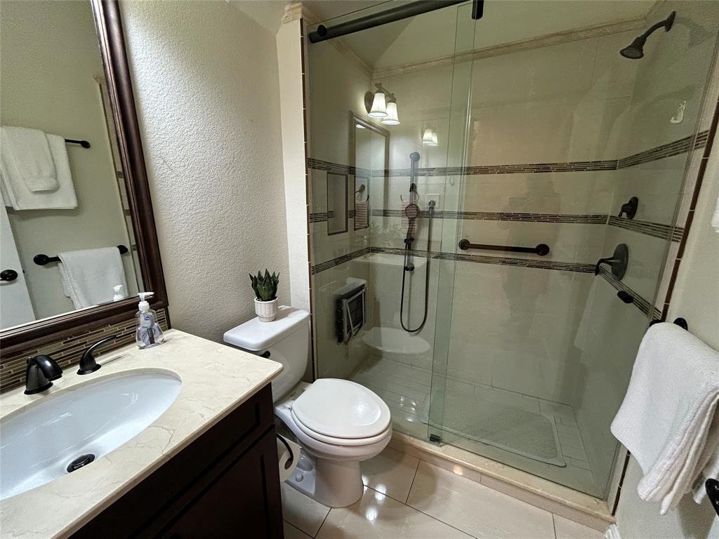 12873 Spring Hill Drive Property Photo 23