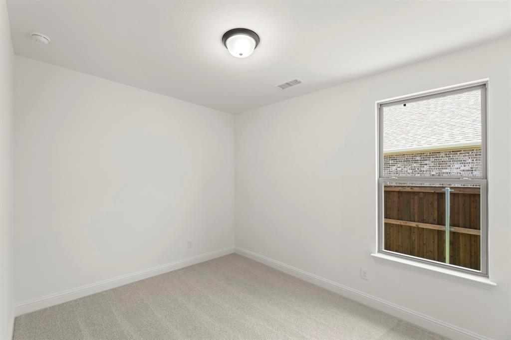 1733 Hillside Stroll Drive Property Photo 8