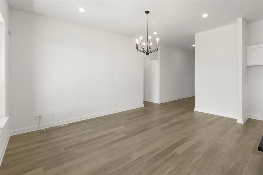 1733 Hillside Stroll Drive Property Photo 14