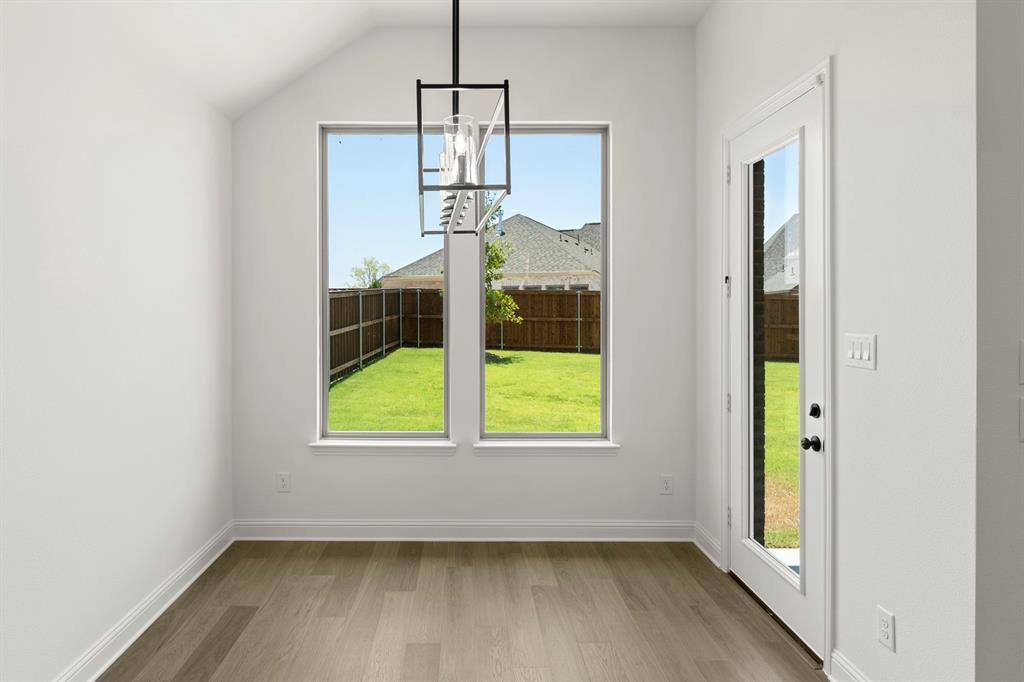 1733 Hillside Stroll Drive Property Photo 19