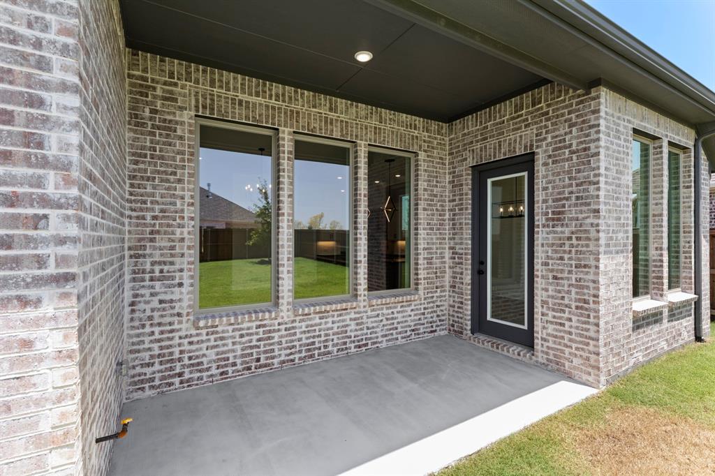 1733 Hillside Stroll Drive Property Photo 30