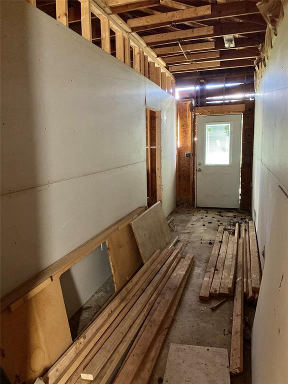 2200 Avenue C Property Photo 7