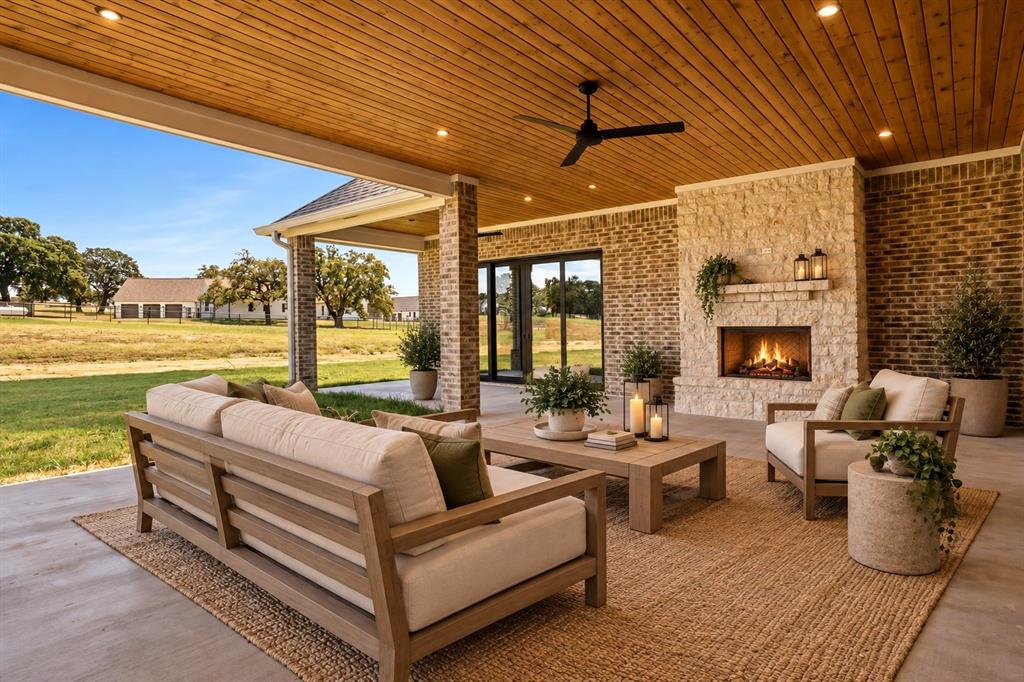 2016 Pinetree Post Property Photo 36