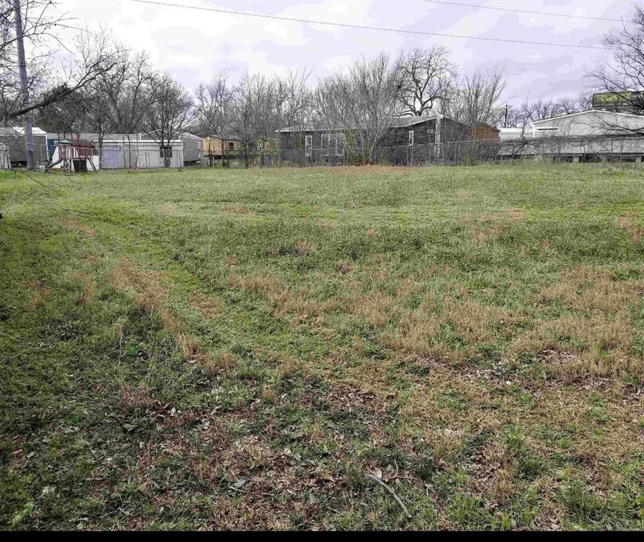 319 E Miller Street Property Photo 1