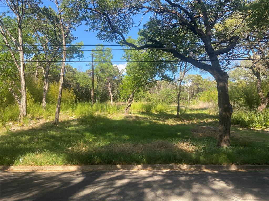 3929 Mockingbird Lane Property Photo 1
