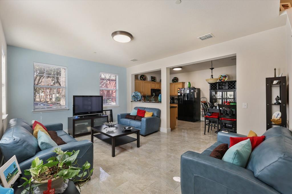 3025 Stone Forest Circle Property Photo 8