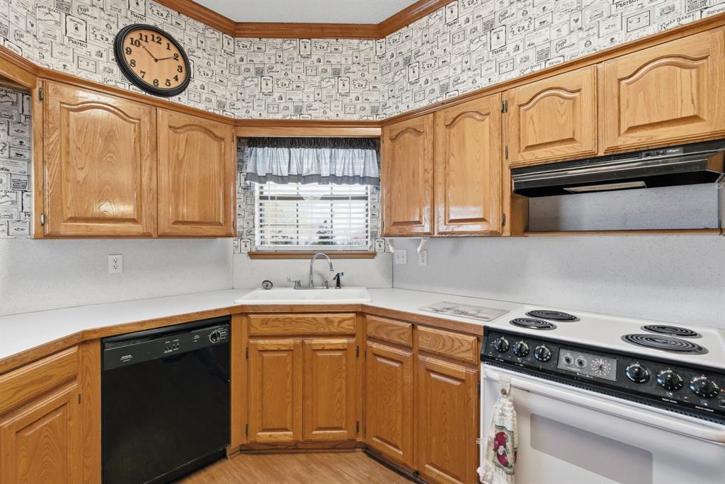 1702 Sully Court Property Photo 10