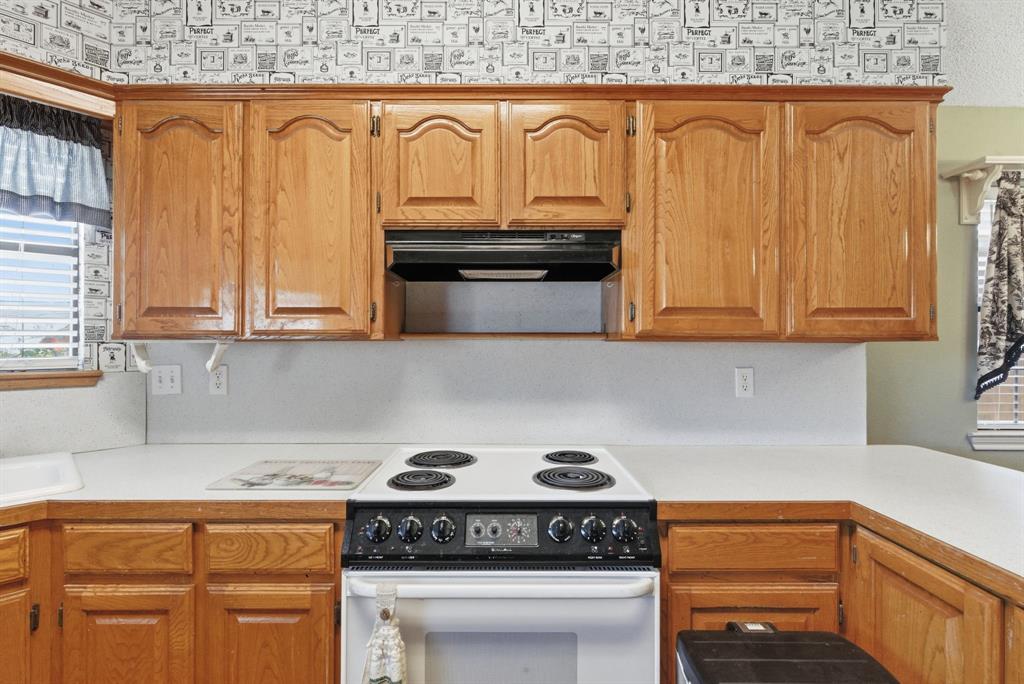 1702 Sully Court Property Photo 11