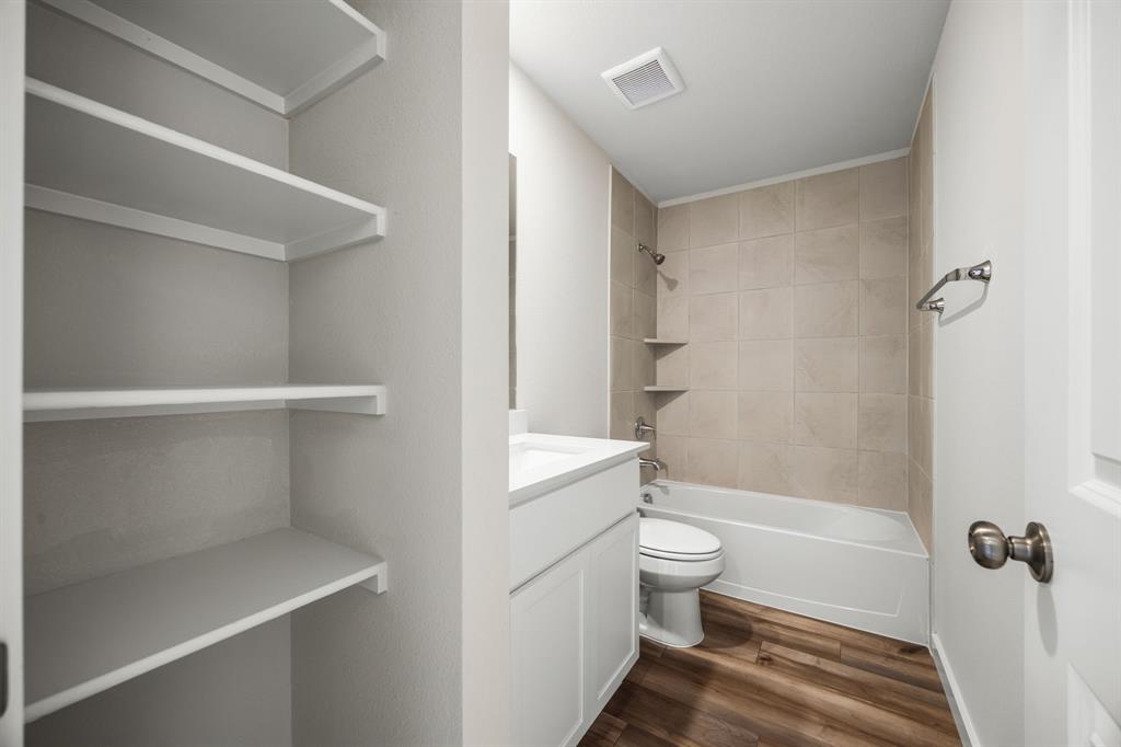 118 Annabelle Street Property Photo 11