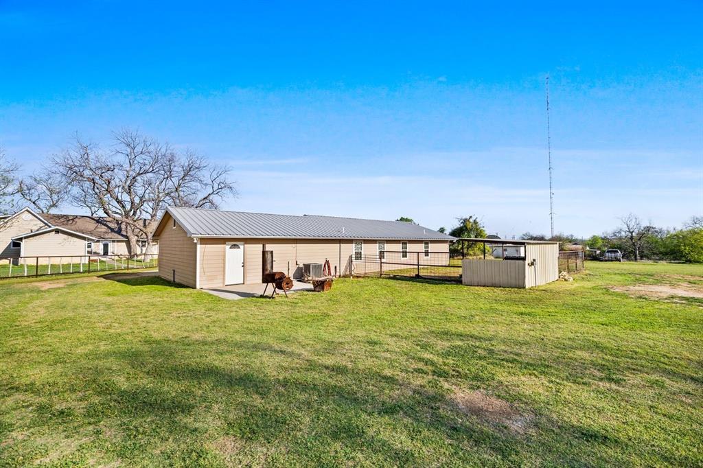 207 N Sand Street Property Photo 5