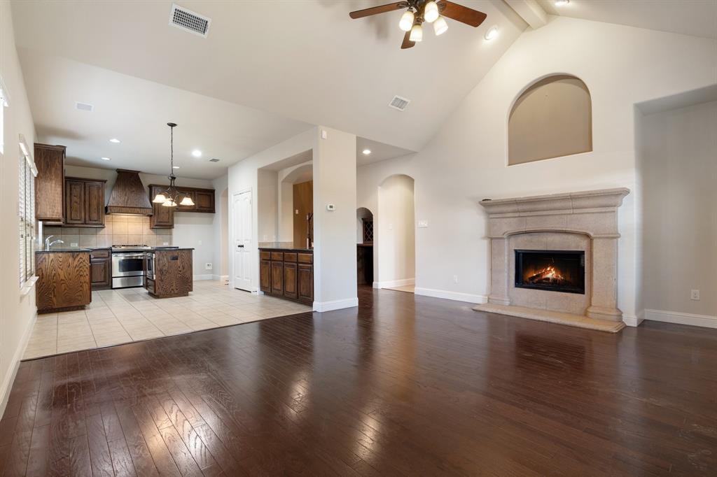 2143 Serene Court Property Photo 10