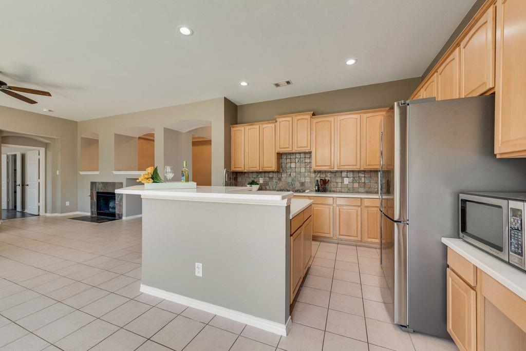 7301 Summer Glen Drive Property Photo 14