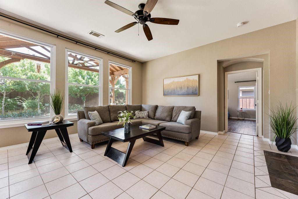 7301 Summer Glen Drive Property Photo 16