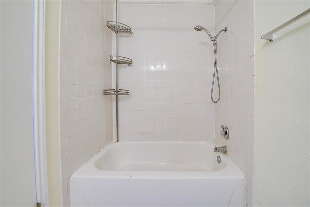 1700 Amelia Court 613 Property Photo 15