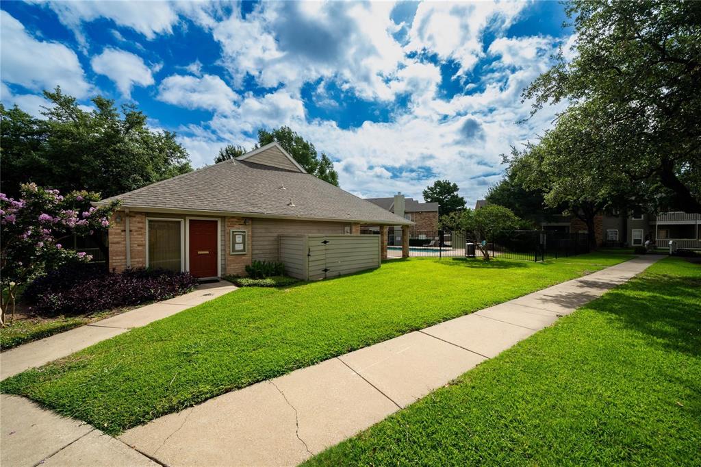 1700 Amelia Court 613 Property Photo 22