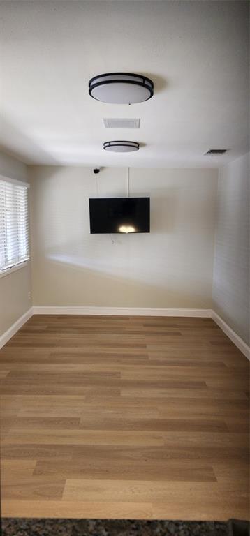 1050 N Belt Line Road 103 Property Photo 4