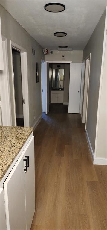 1050 N Belt Line Road 103 Property Photo 5