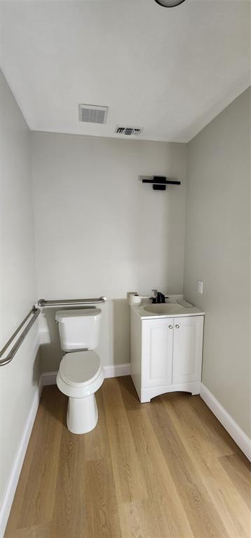 1050 N Belt Line Road 103 Property Photo 8