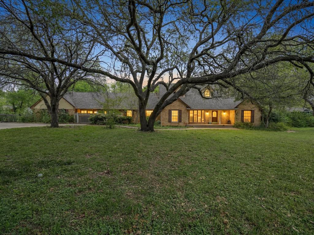 1406 Braewood Place Property Photo 1