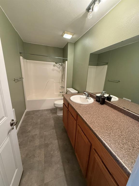 659 Aviator Drive Property Photo 4